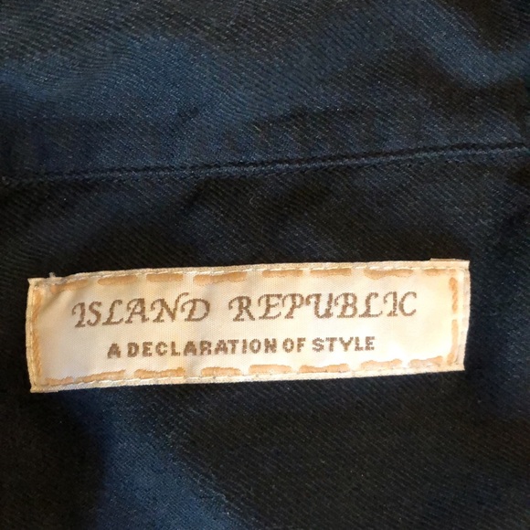 ISLAND REPUBLIC BLACK SILK HAWAIIAN MENS SHIRT M - Picture 6 of 7